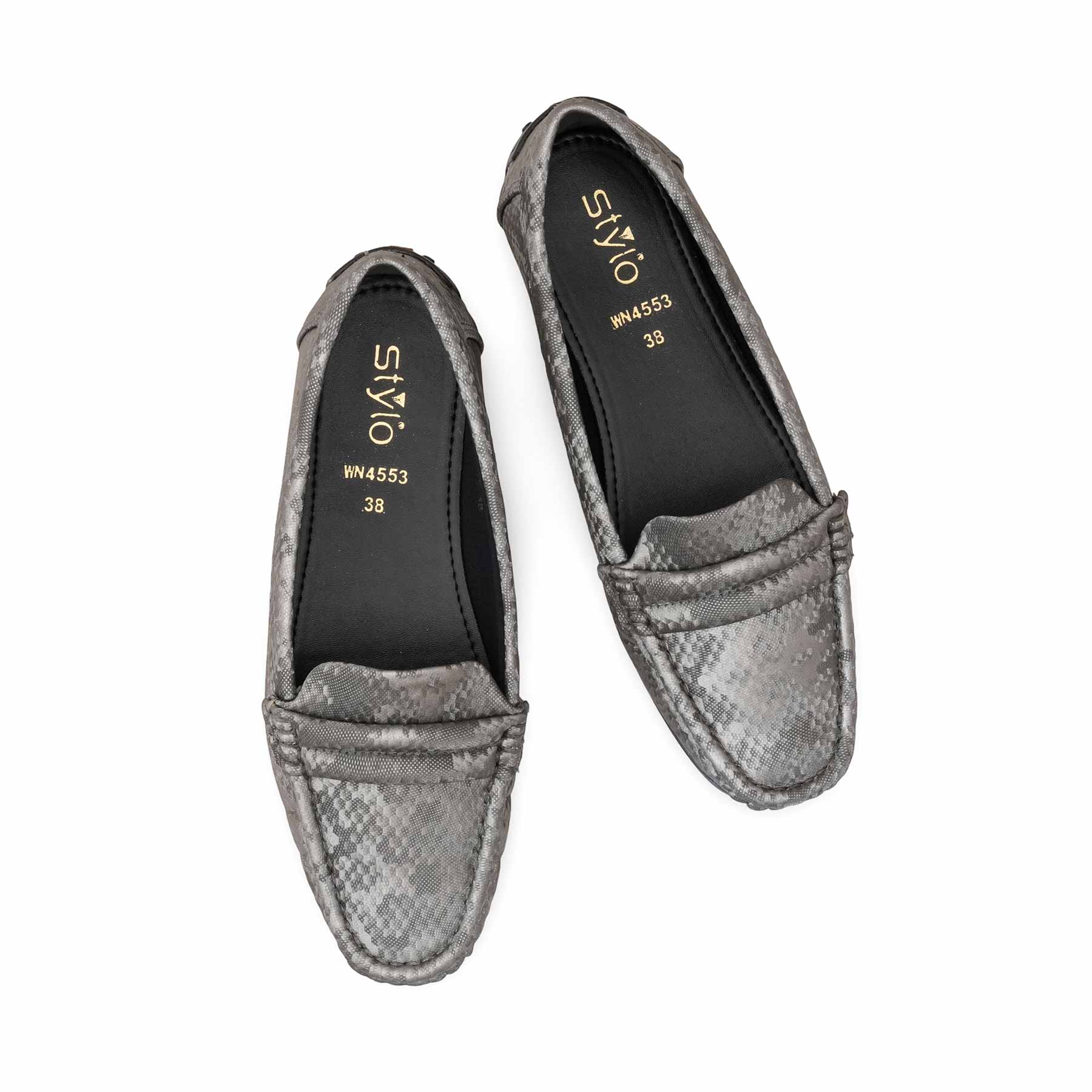 Grey Women Moccasin WN4553 - Image 5