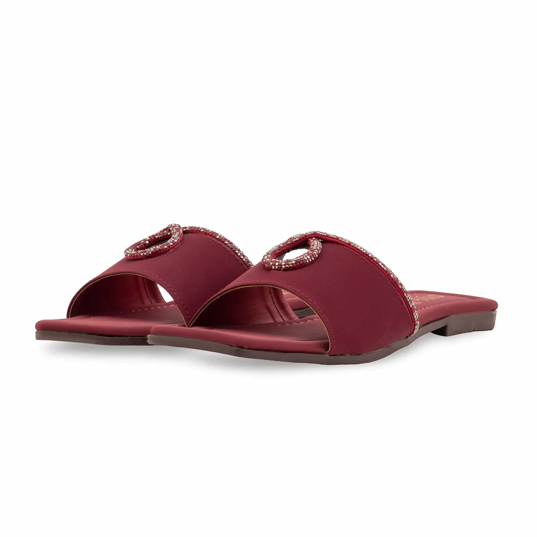 Maroon Casual Slipper For Women CL2246 - Image 3