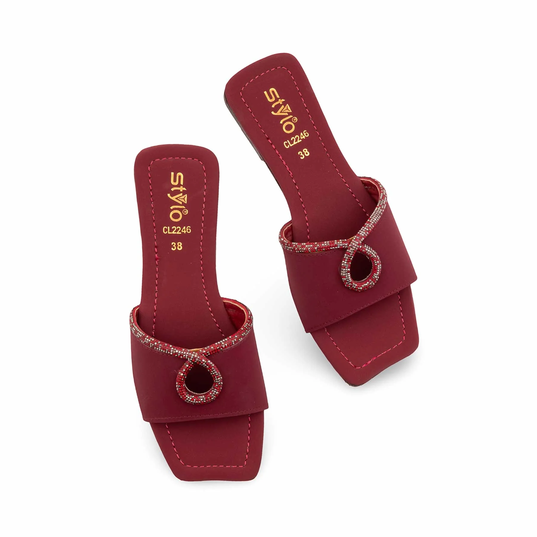 Maroon Casual Slipper For Women CL2246 - Image 5
