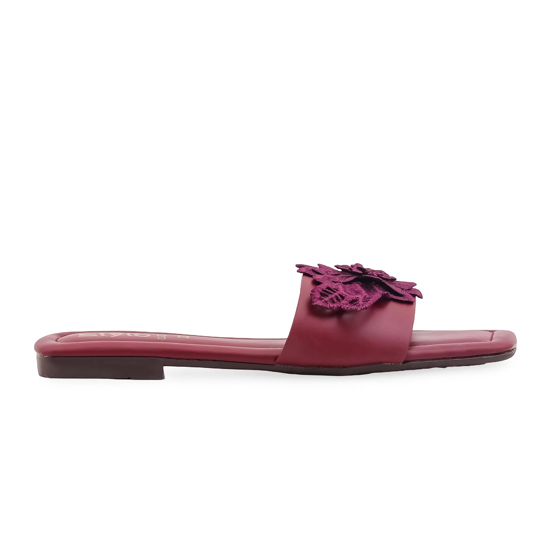 Maroon Casual Slipper For Women CL2272 - Image 2