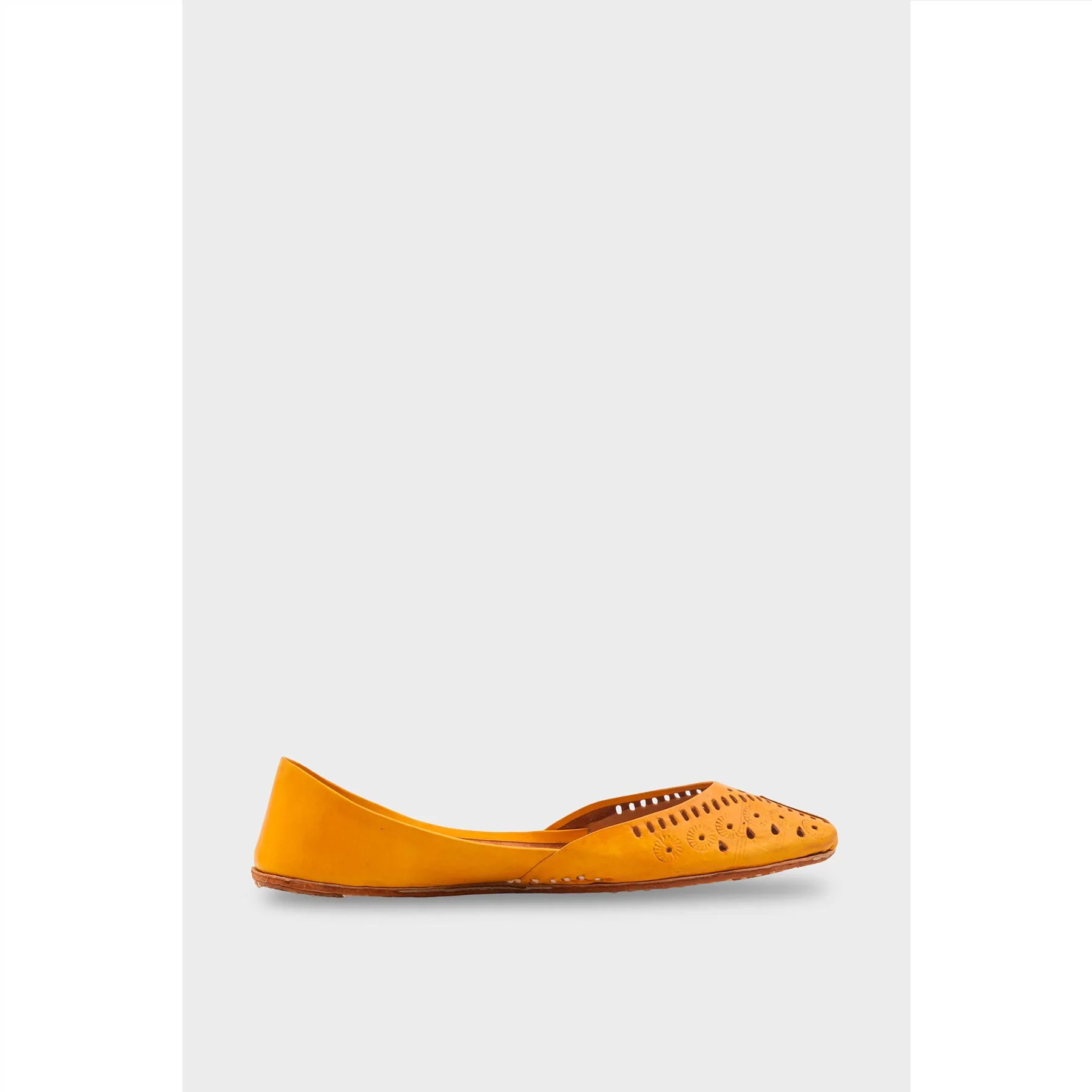 Mustard Leather Khussa For Women EC8694 - Image 2
