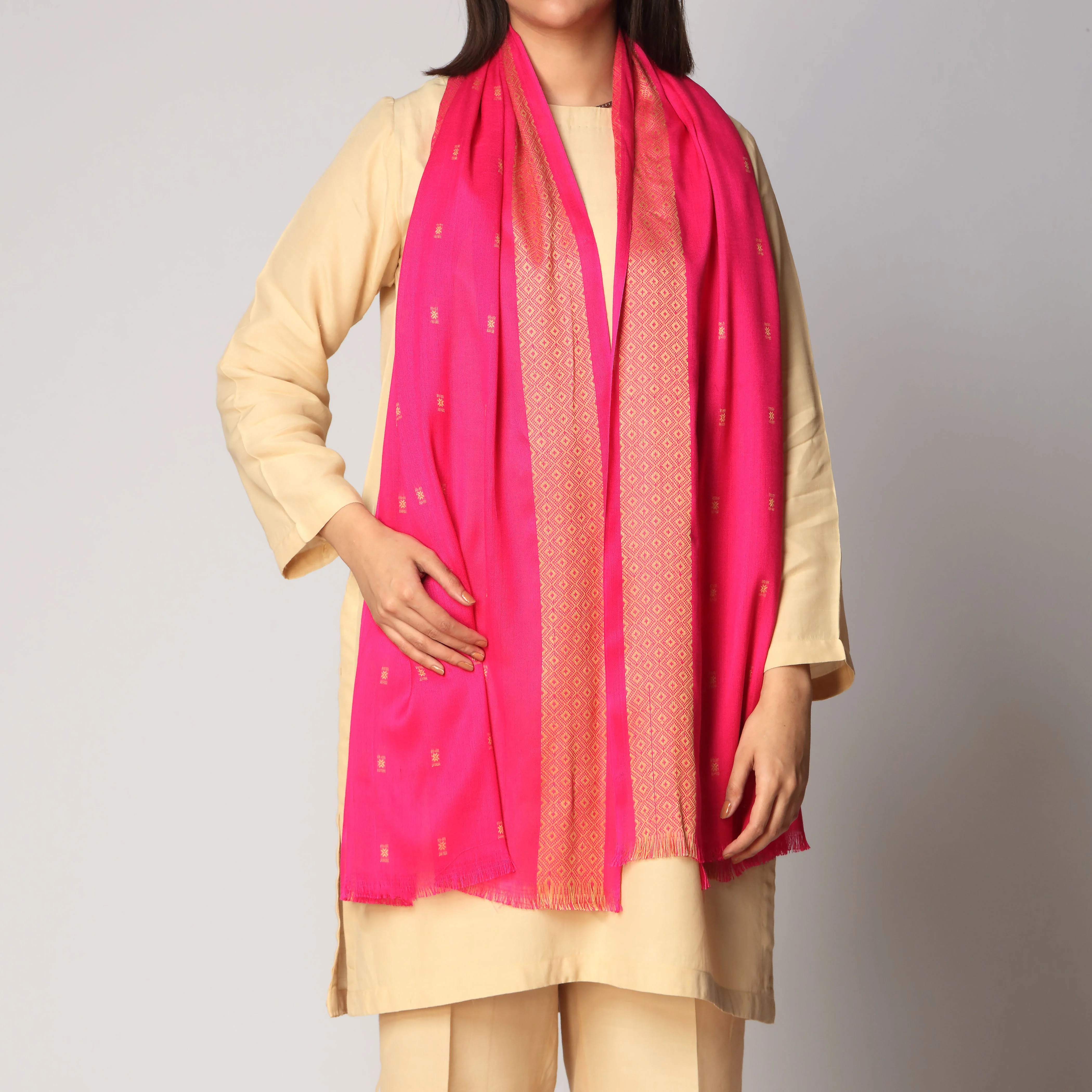 Pink Zari Border Stole PS3766 - Image 2