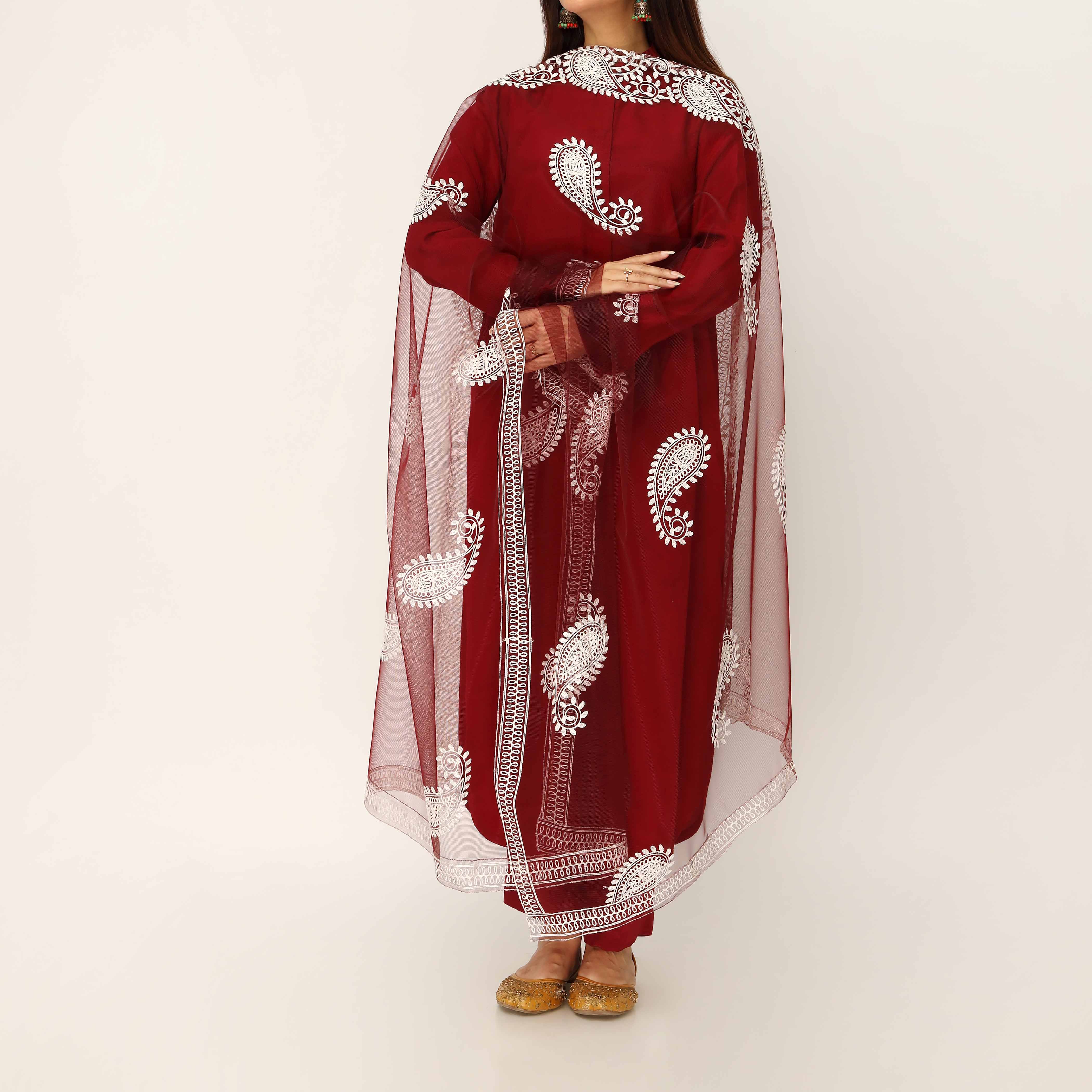 Red Embroidered Cotton Dupatta PD5491 - Image 2