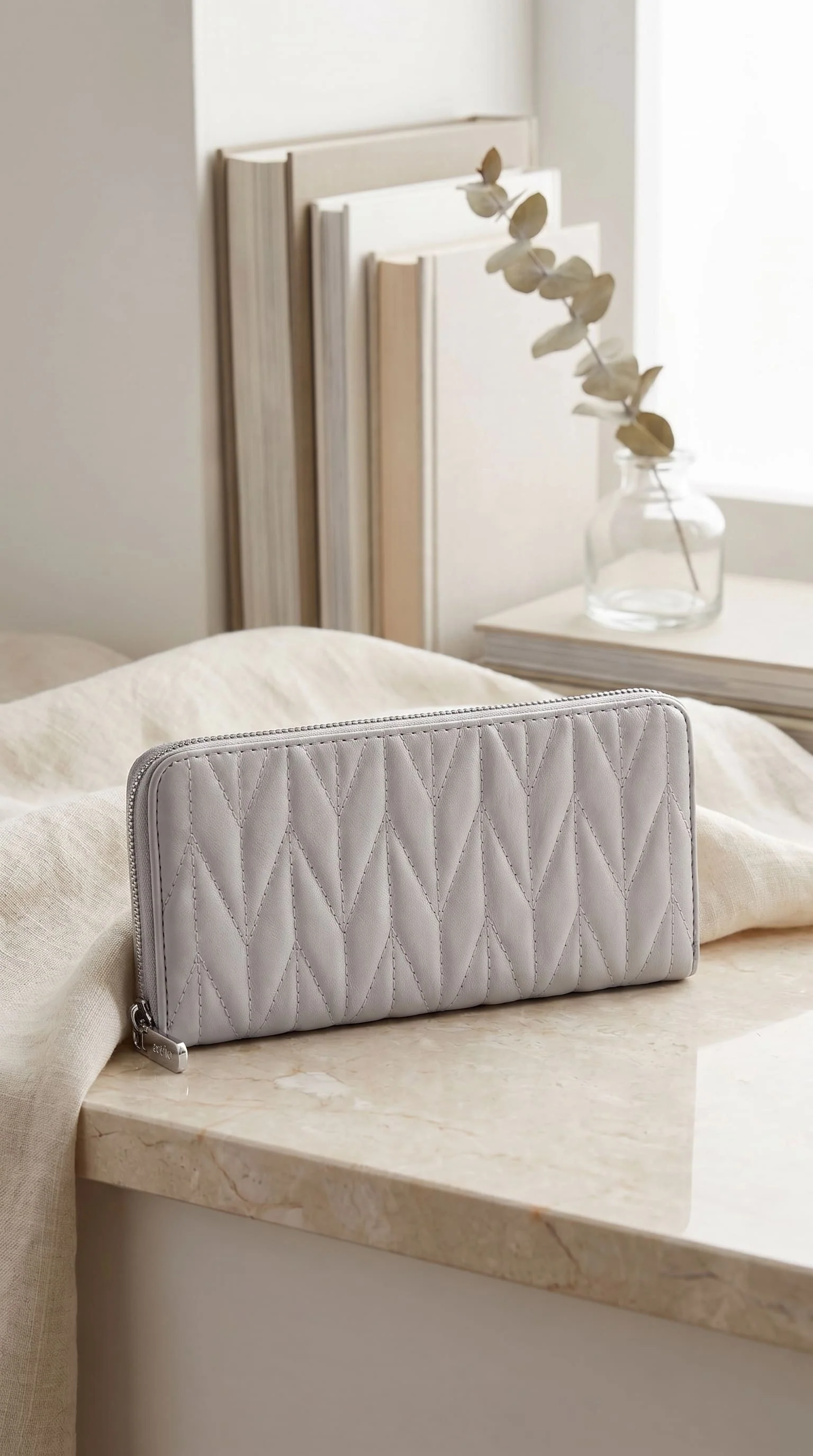 Silver Casual Wallet For Women P71161