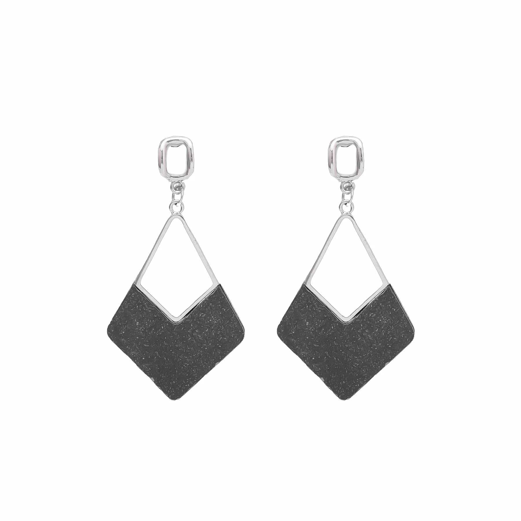 Earrings- T03974