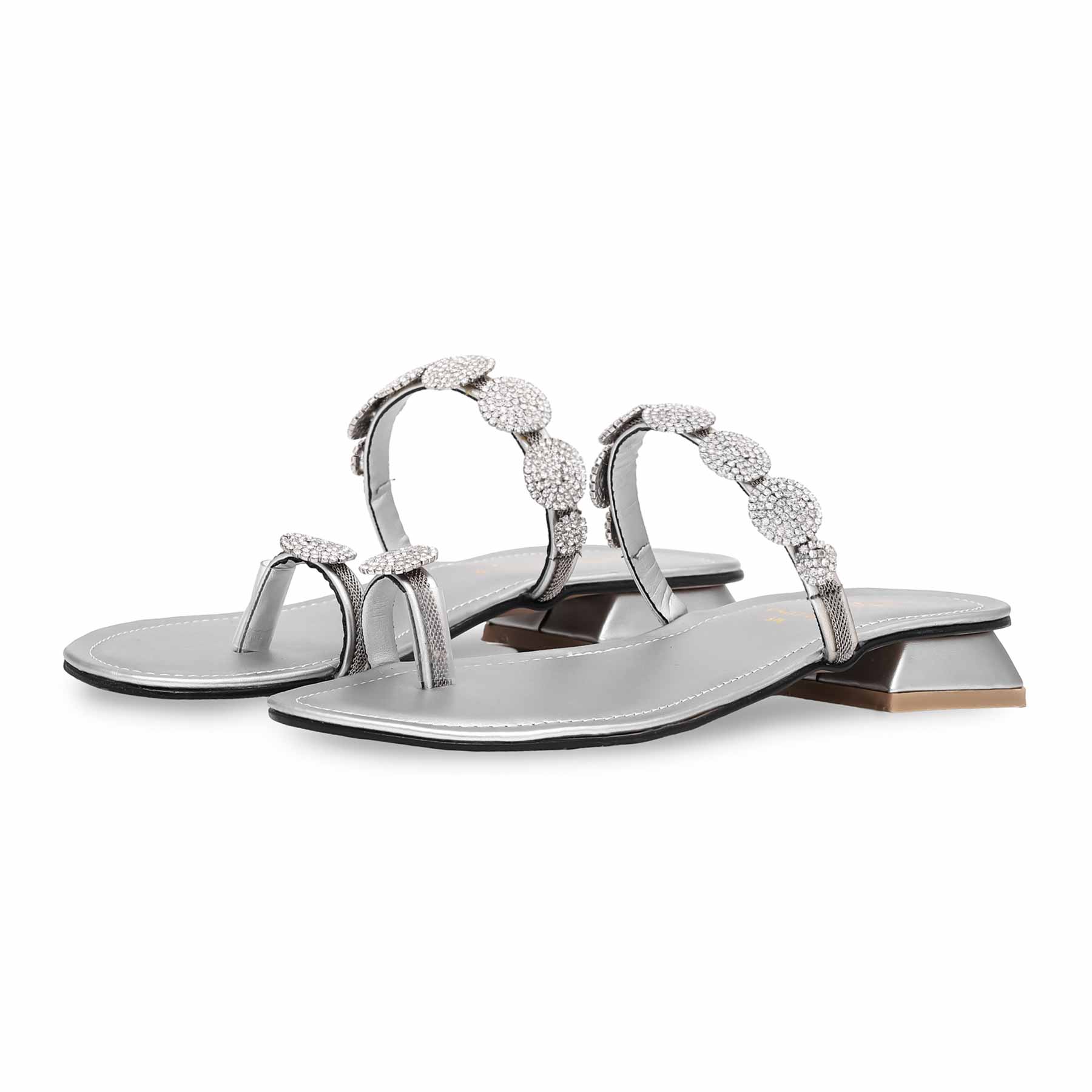 Silver Fancy Chappal FN0728 - Image 2