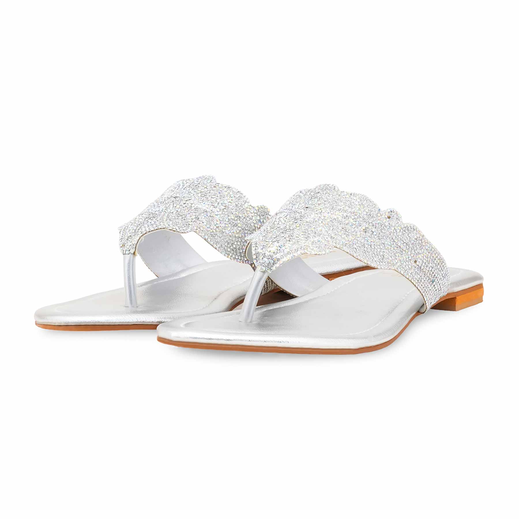 Silver Fancy Chappal For Women FN0827 - Image 3