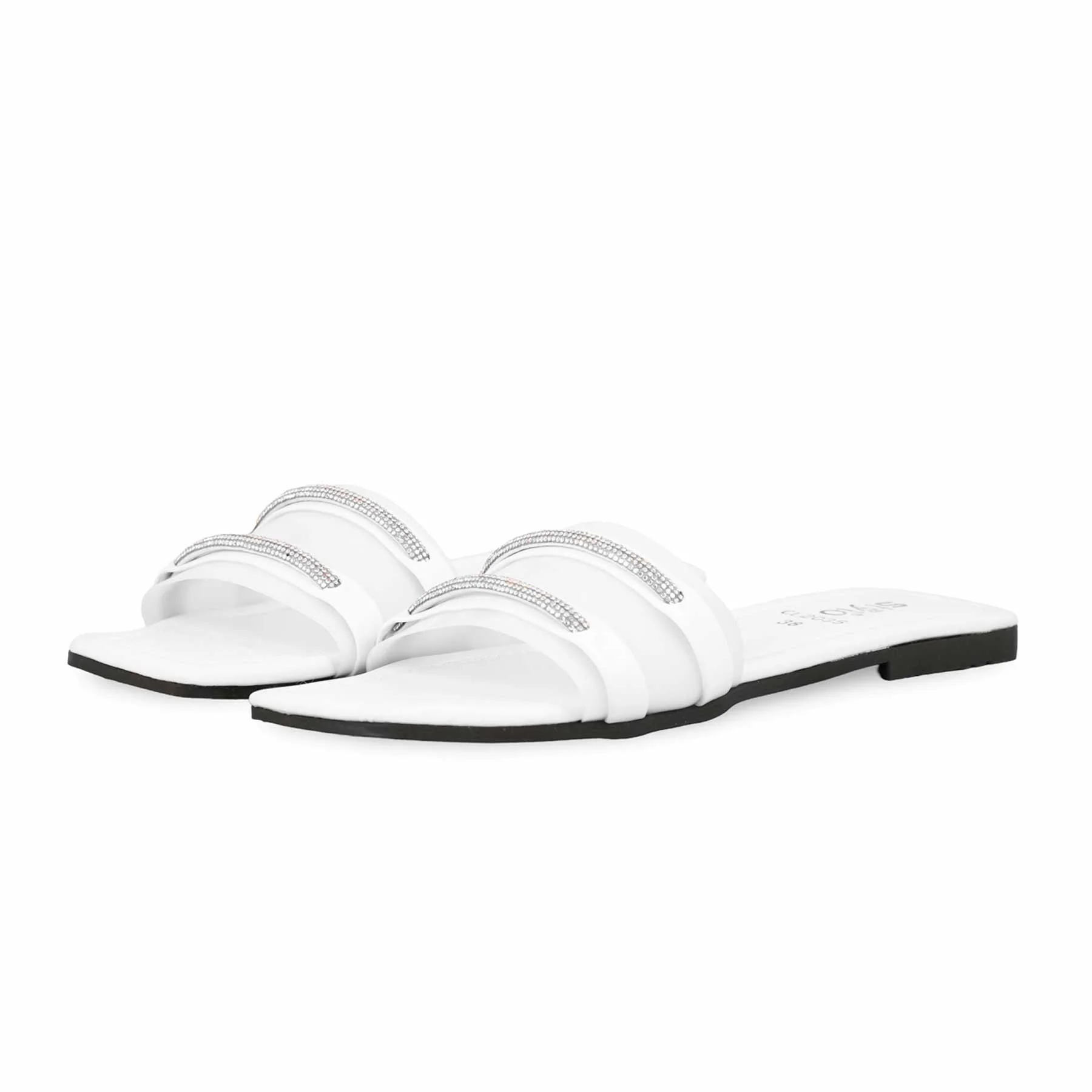 White Casual Slipper CL2035 - Image 2