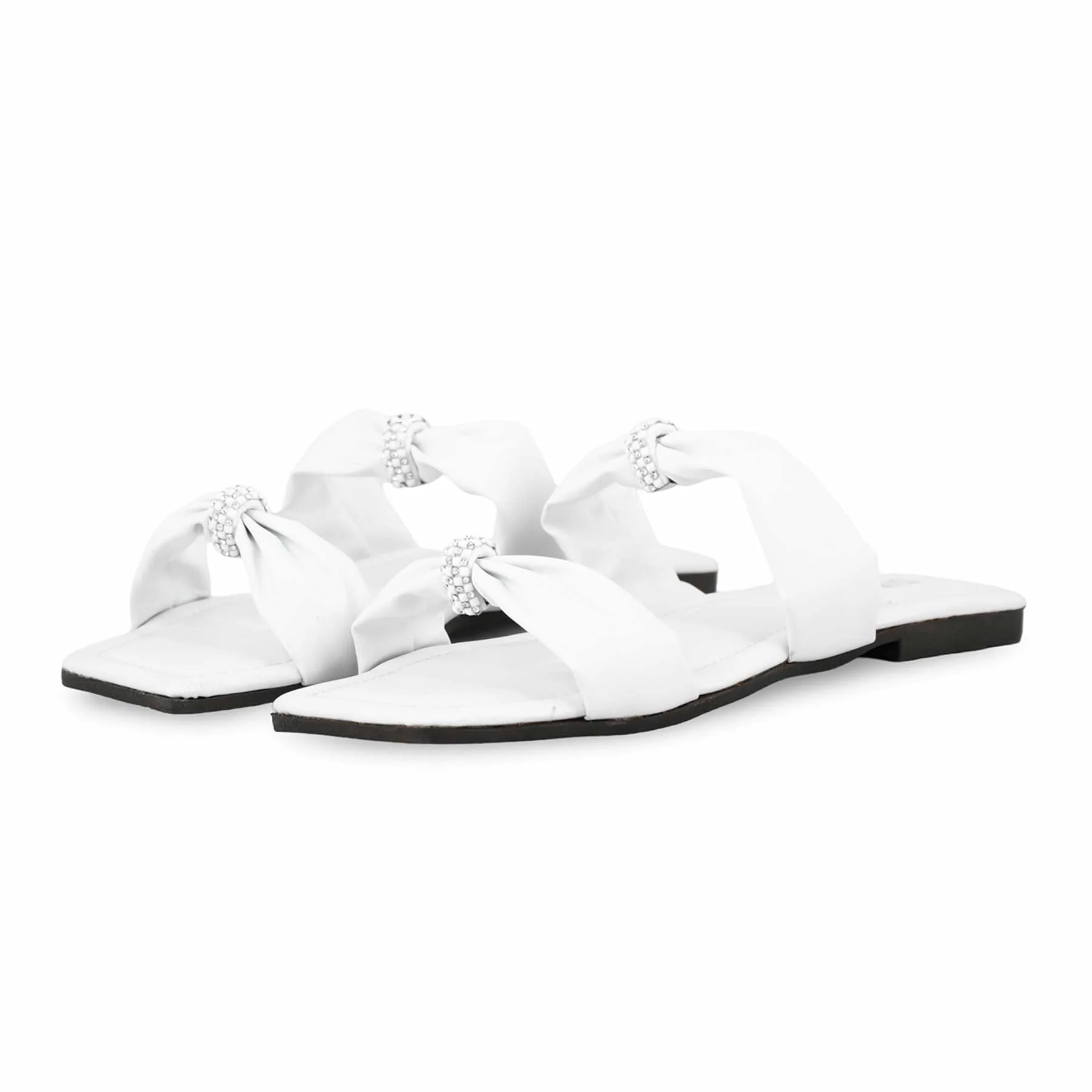 White Casual Slipper For Ladies CL1918 - Image 3