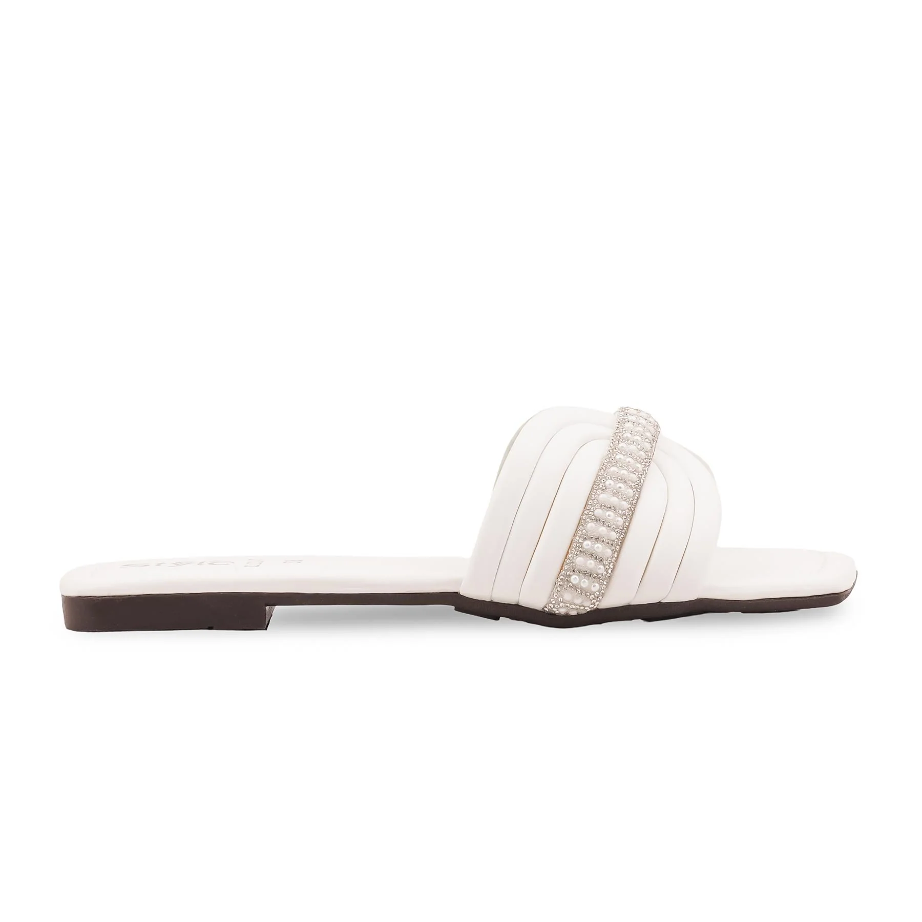 White Casual Slipper For Women CL2247 - Image 2