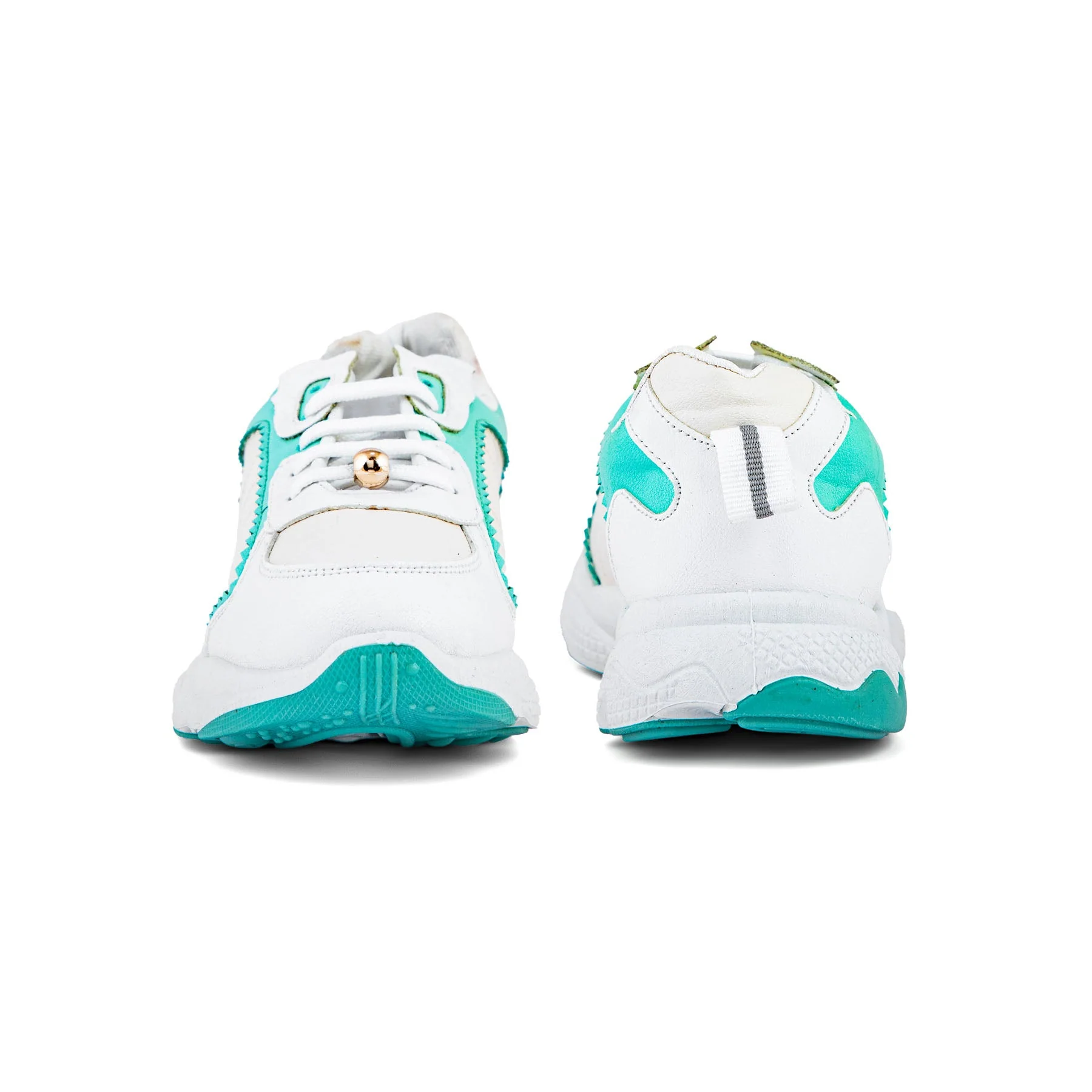 White Casual Sneaker AT7326 - Image 4