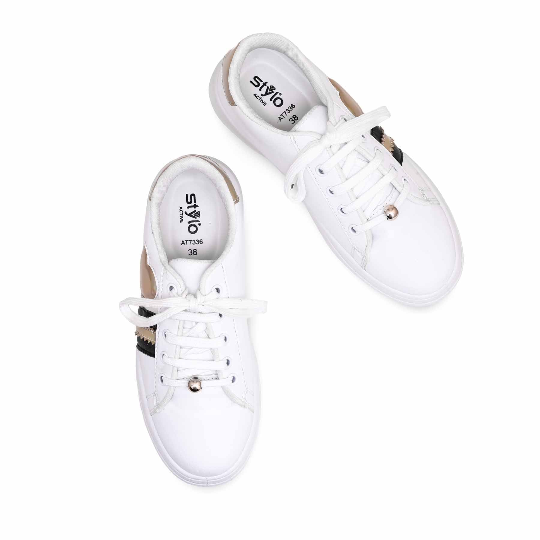 Women's White Casual Sneaker AT7336 - Image 5