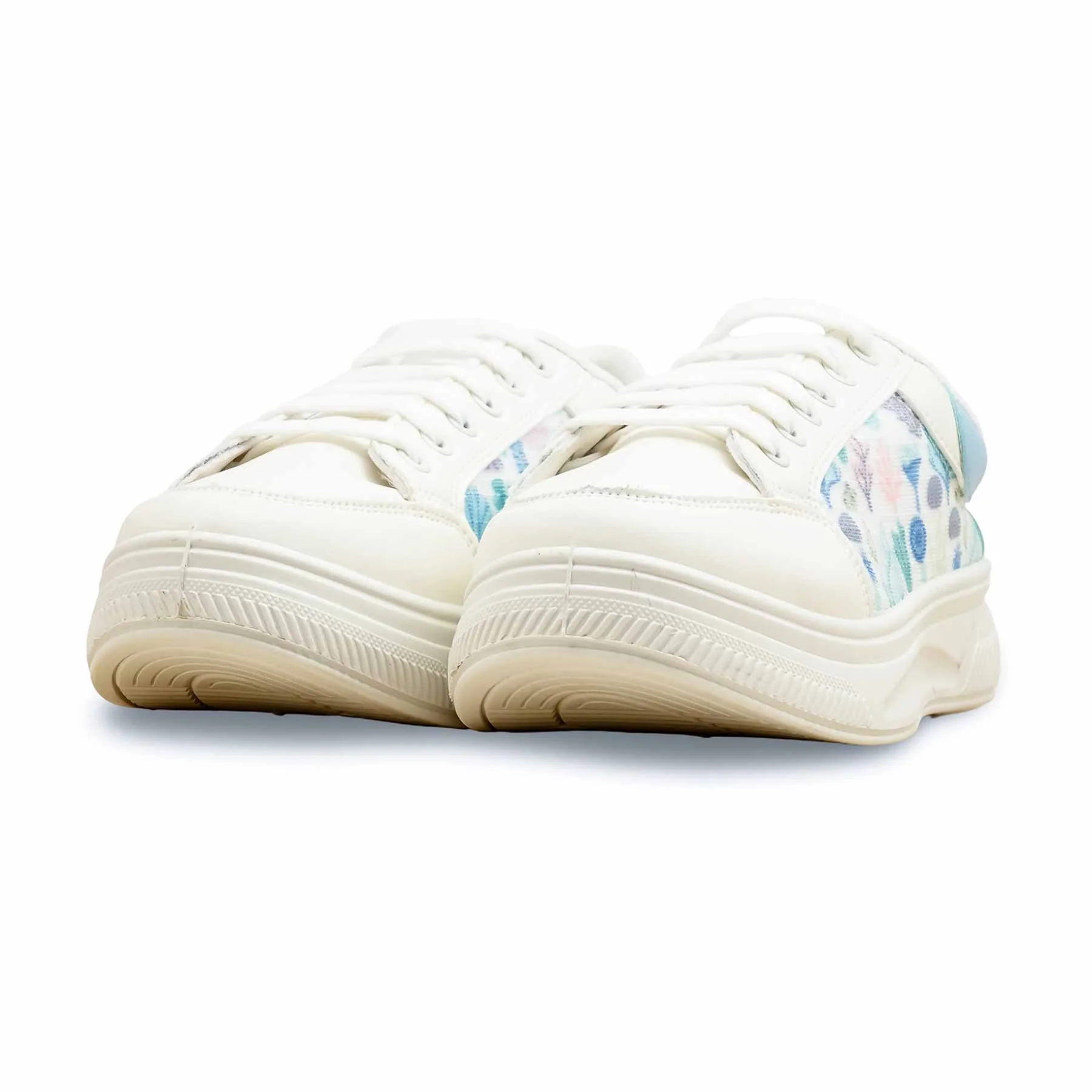White Casual Sneaker For Women AT7409 - Image 3