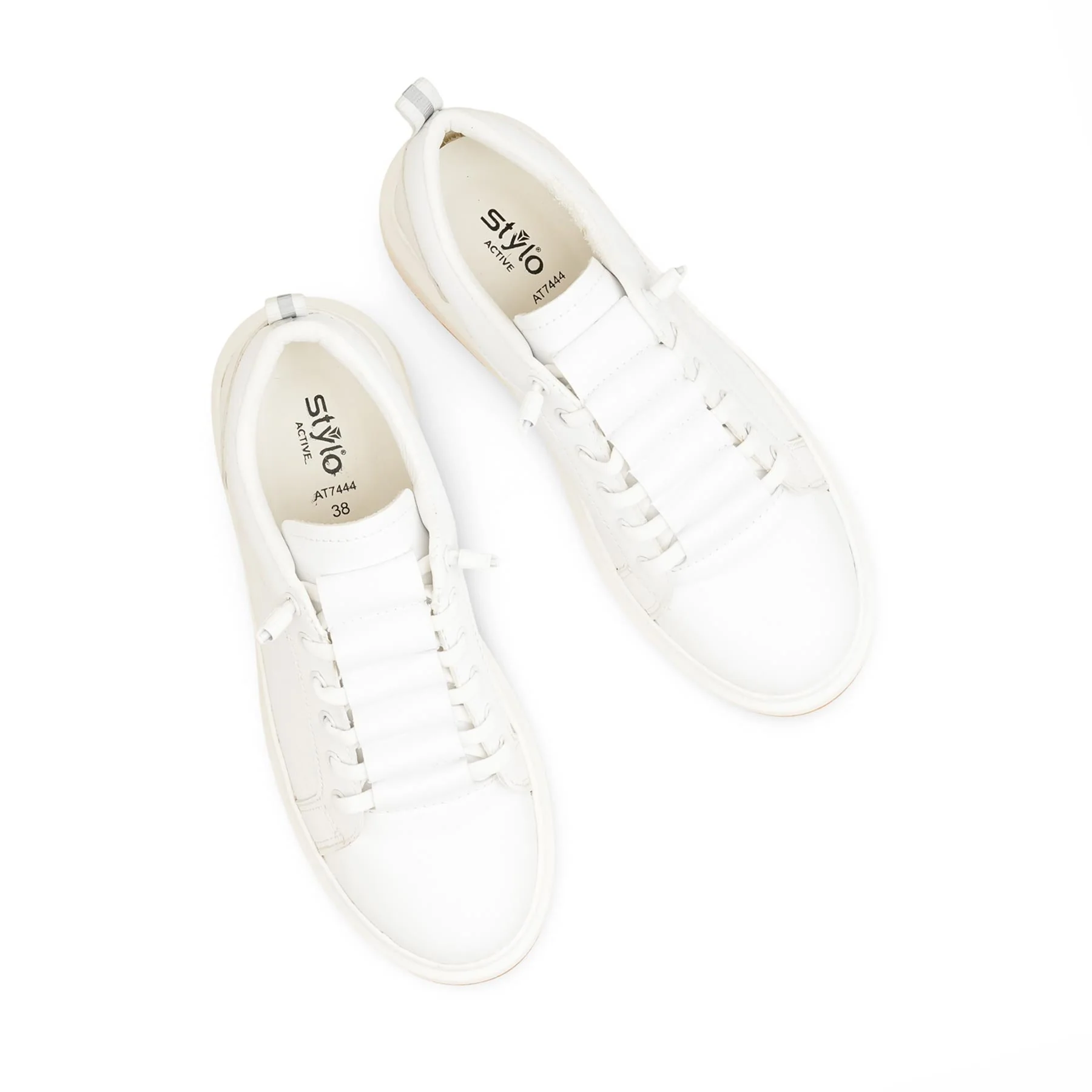 White Casual Sneaker For Women AT7444 - Image 5