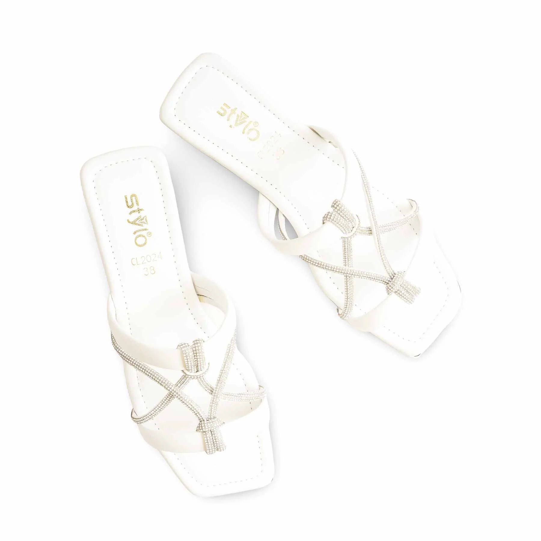 White Casual Women Slipper CL2024 - Image 5