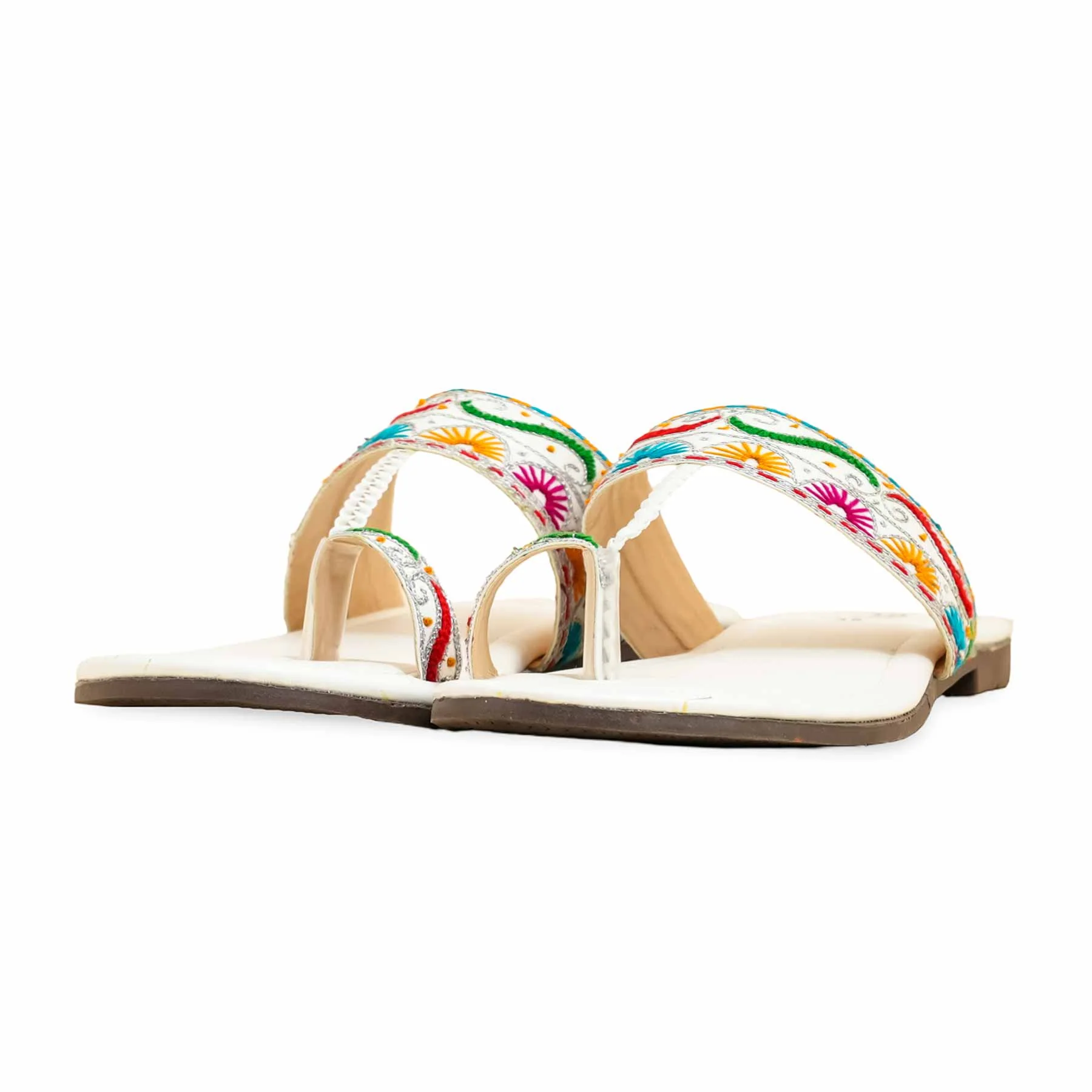 White Ethnic Chappal EC0213 - Image 3