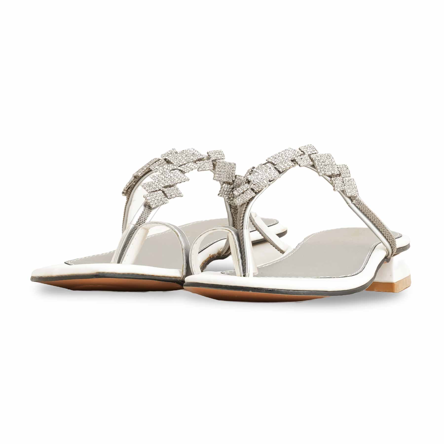 White Fancy Chappal For Ladies FN0729 - Image 2
