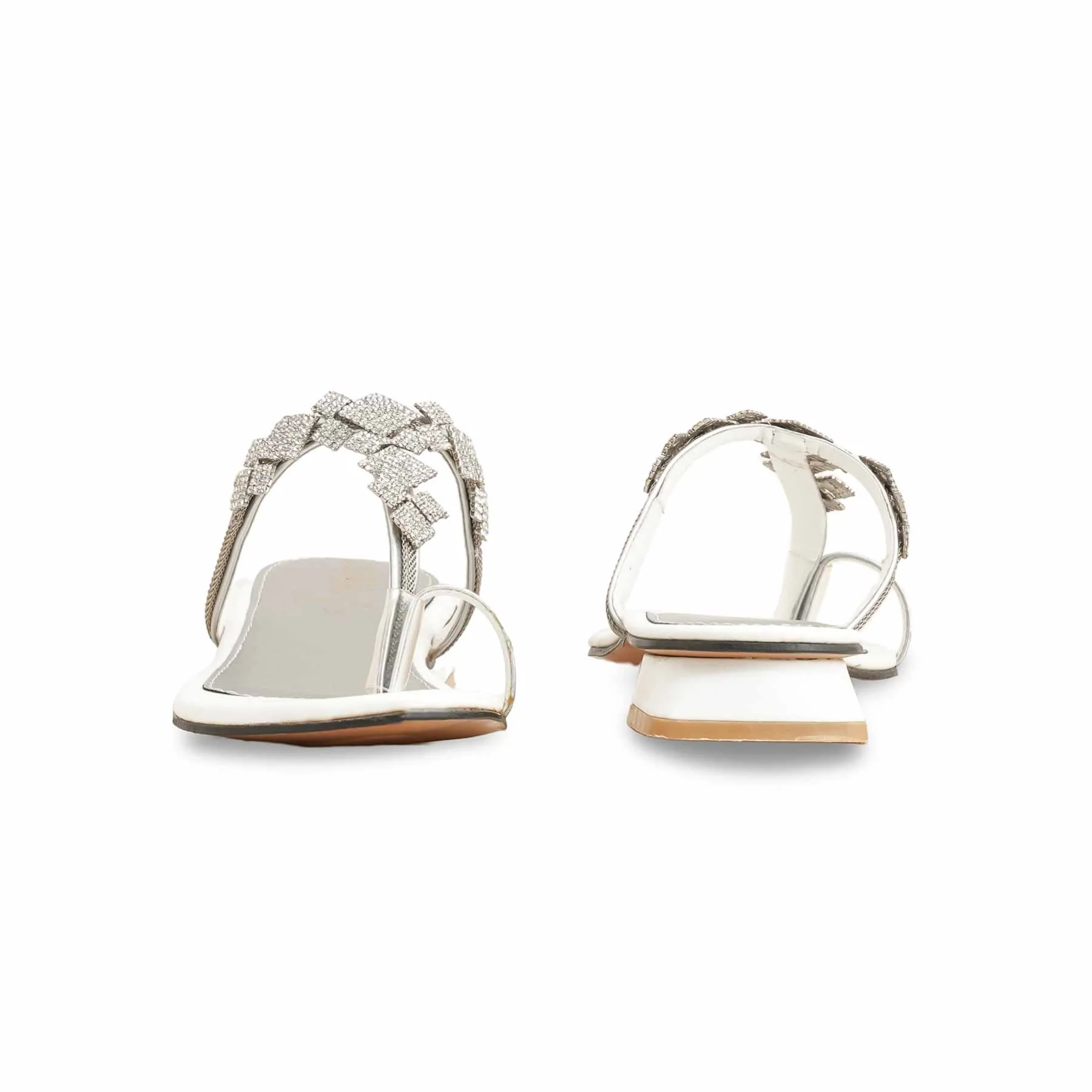 White Fancy Chappal For Ladies FN0729 - Image 3