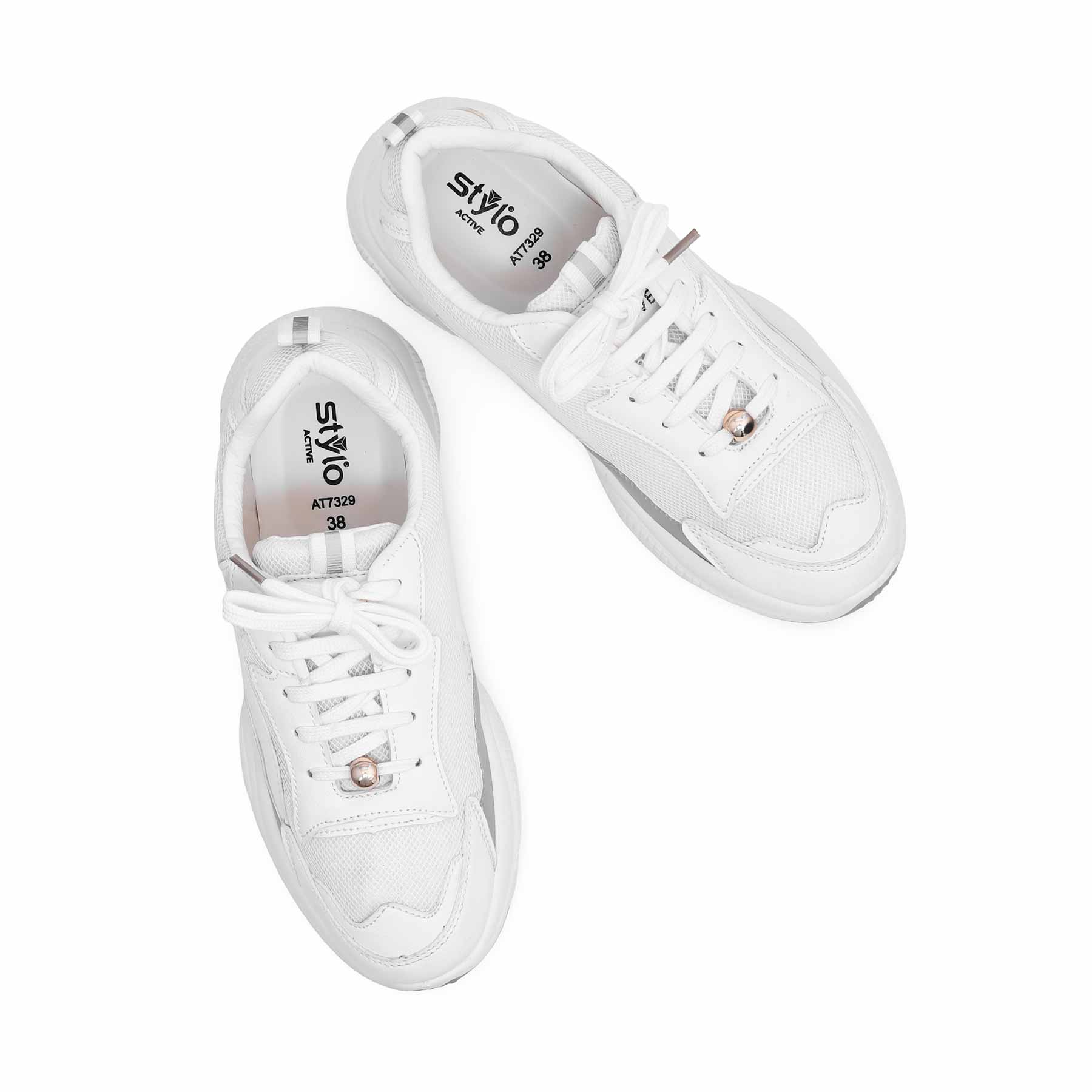 White Women Sneaker AT7329 - Image 4