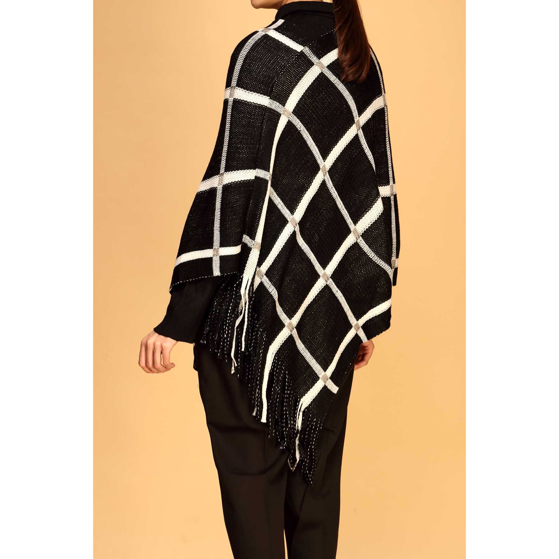 Black Winter Cape Shawl PW1817 - Image 3