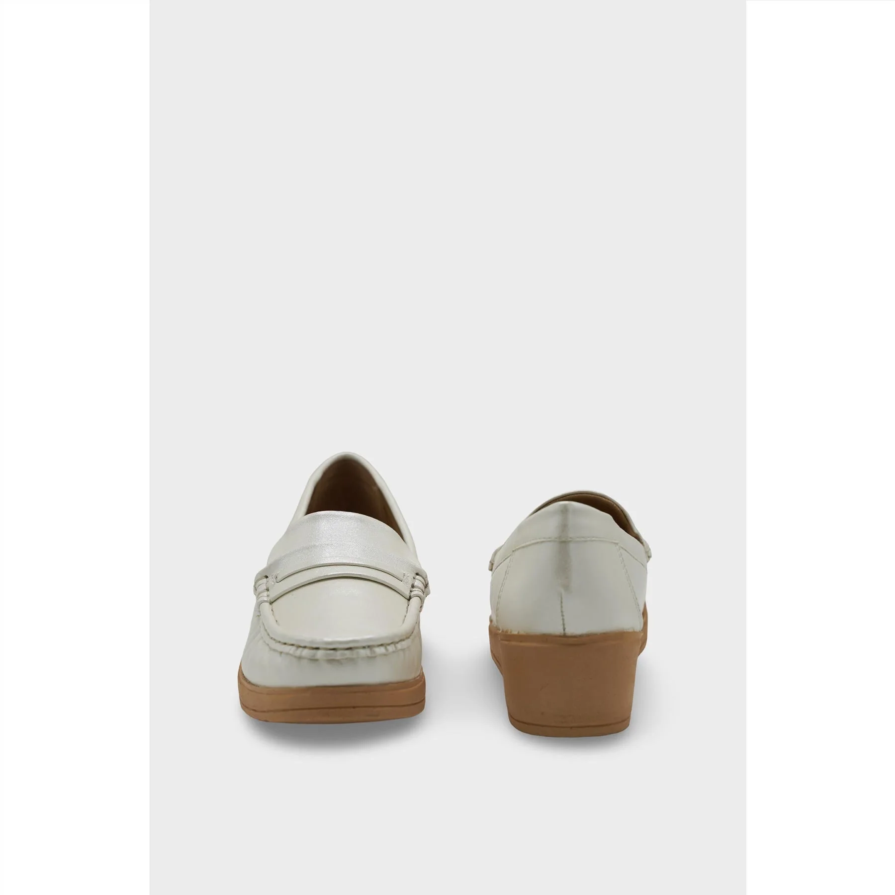 Women Casual Moccasin - WS018709 - Image 4