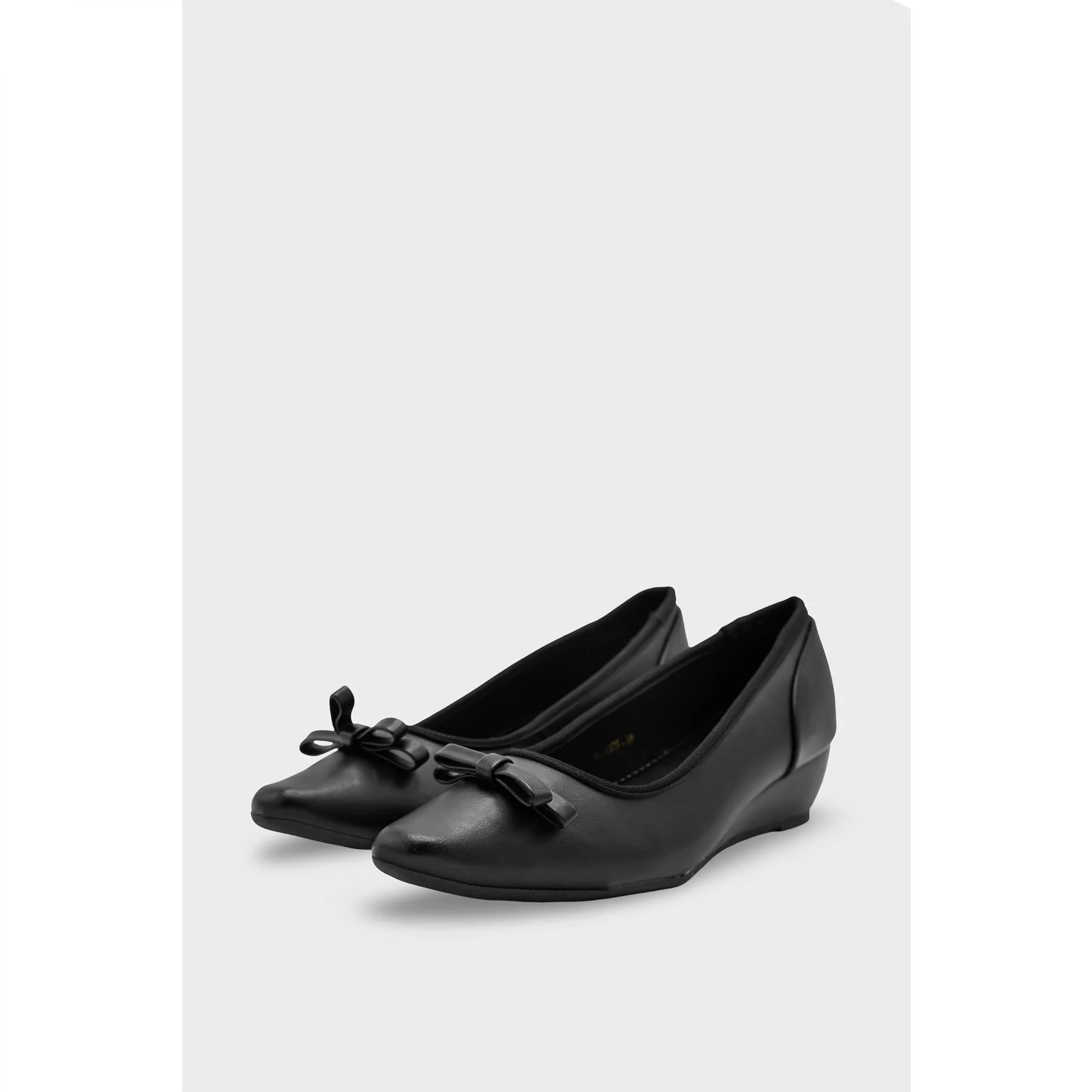 Women Formal Pumps - WLS00101 - Image 4
