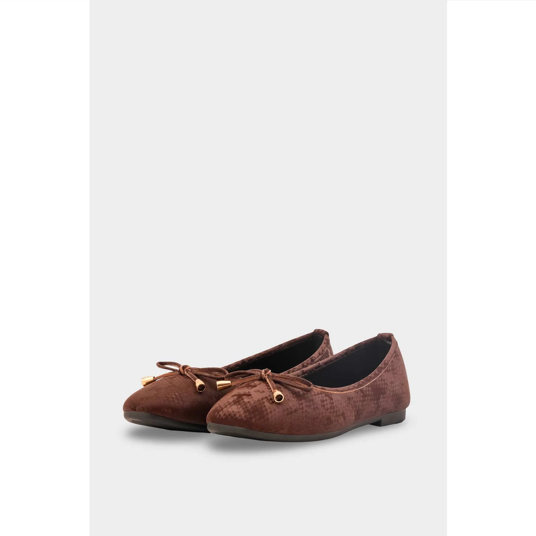 Women Formal Pumps - WN138202 - Image 3