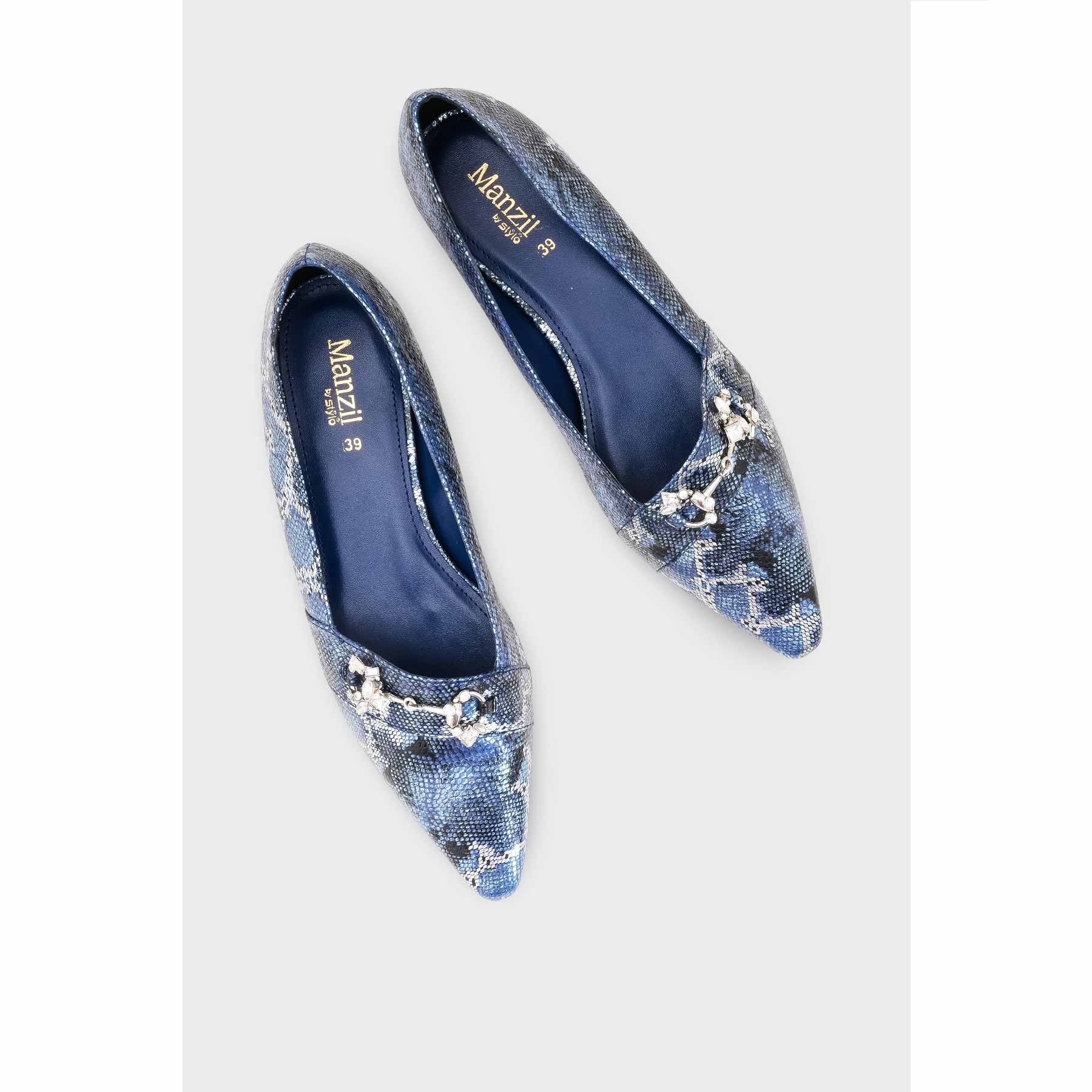 Women Formal Pumps - WS019012 - Image 5