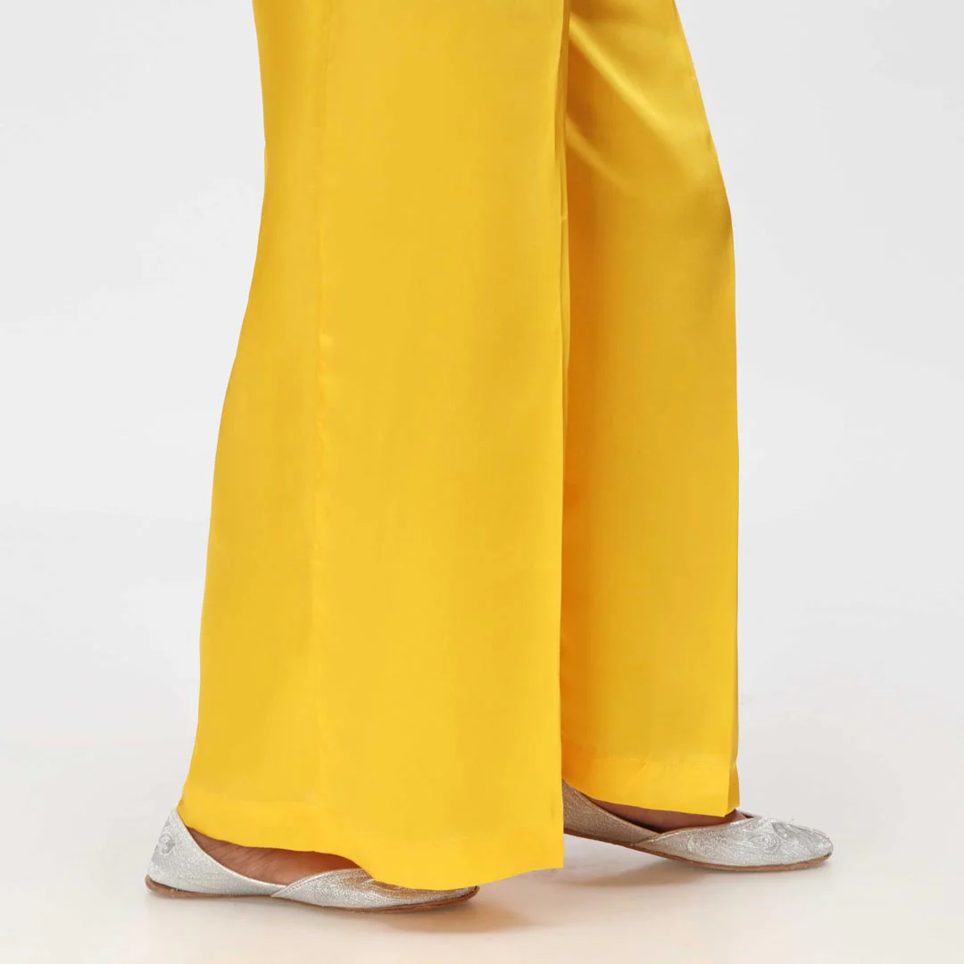 Yellow Dyed Grip Silk Plazo PW3644 - Image 3