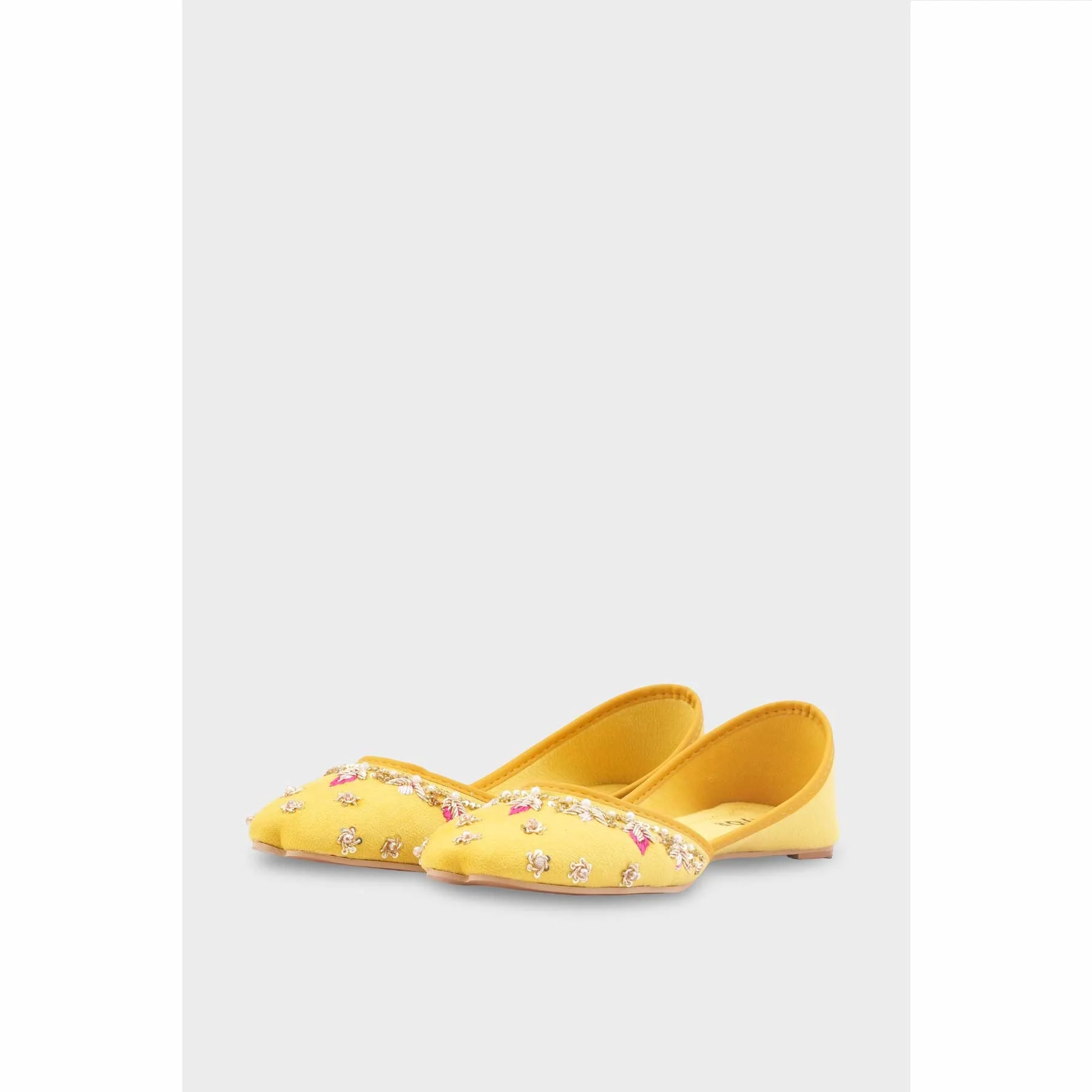 Yellow Ethnic Khussa For Women EC8691 - Image 3