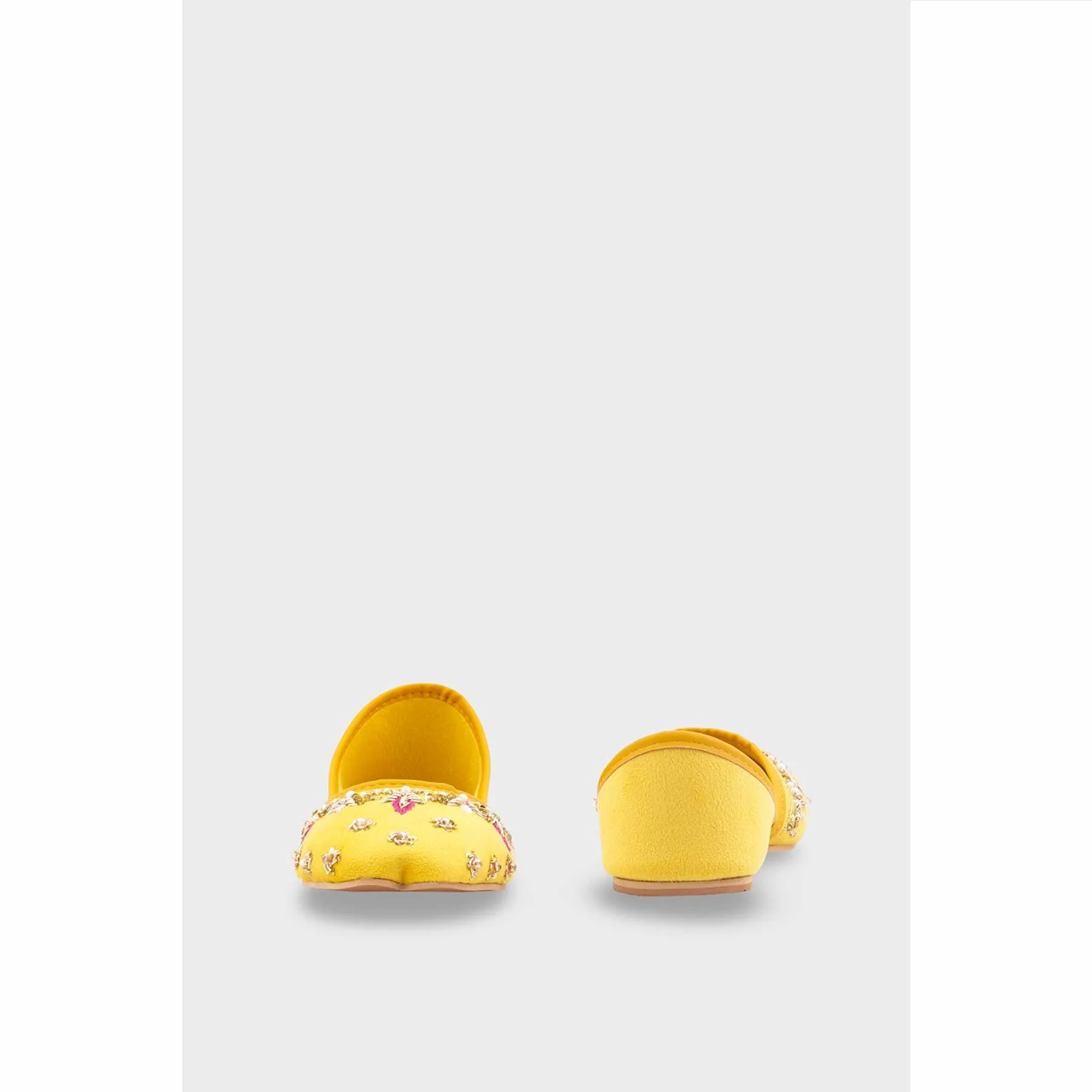 Yellow Ethnic Khussa For Women EC8691 - Image 4
