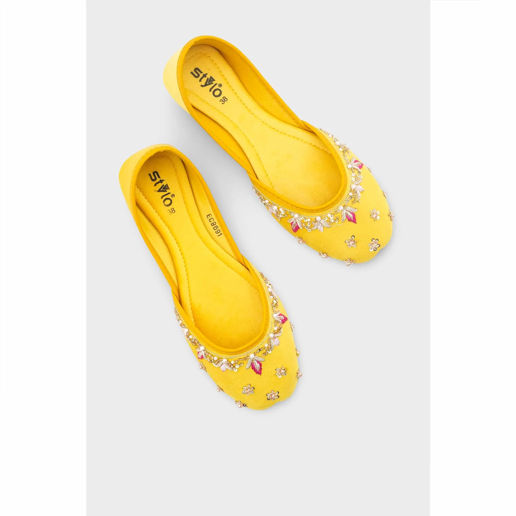 Yellow Ethnic Khussa For Women EC8691 - Image 5